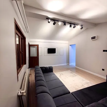 Ortakoey Tiny One Hotel 2*