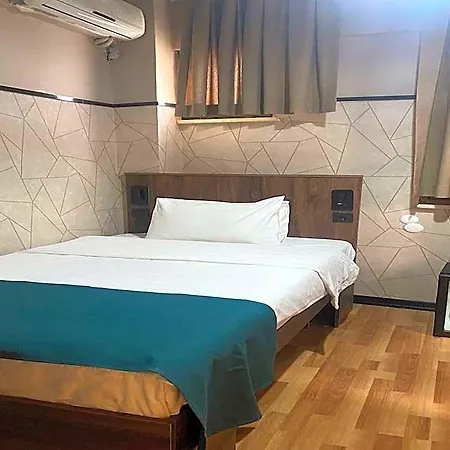 Ortakoey Tiny One Hotel 2*