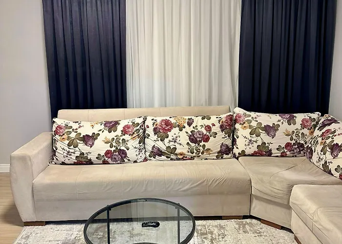 Ortakoey Tiny One Отель 2*