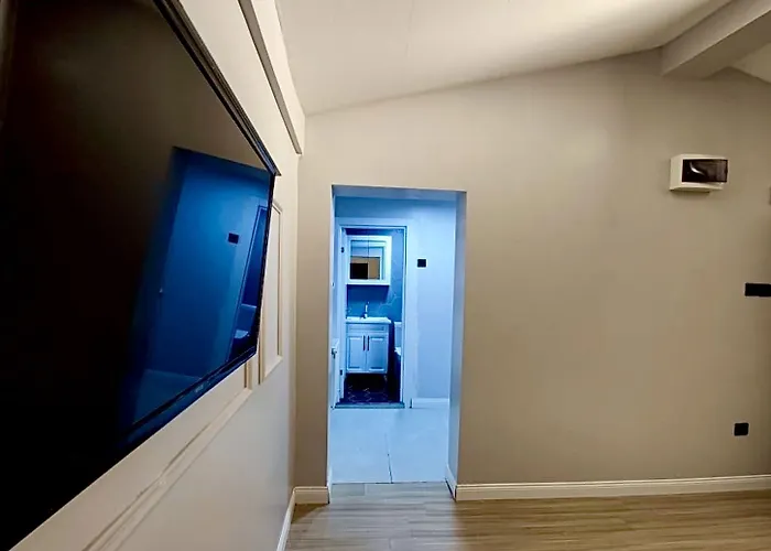 Отель Ortakoey Tiny One 2*