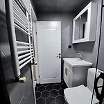 Ortakoey Tiny One Hotel