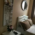 Ortakoey Tiny One Hotel