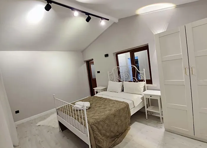 Ortakoey Tiny One Hotel